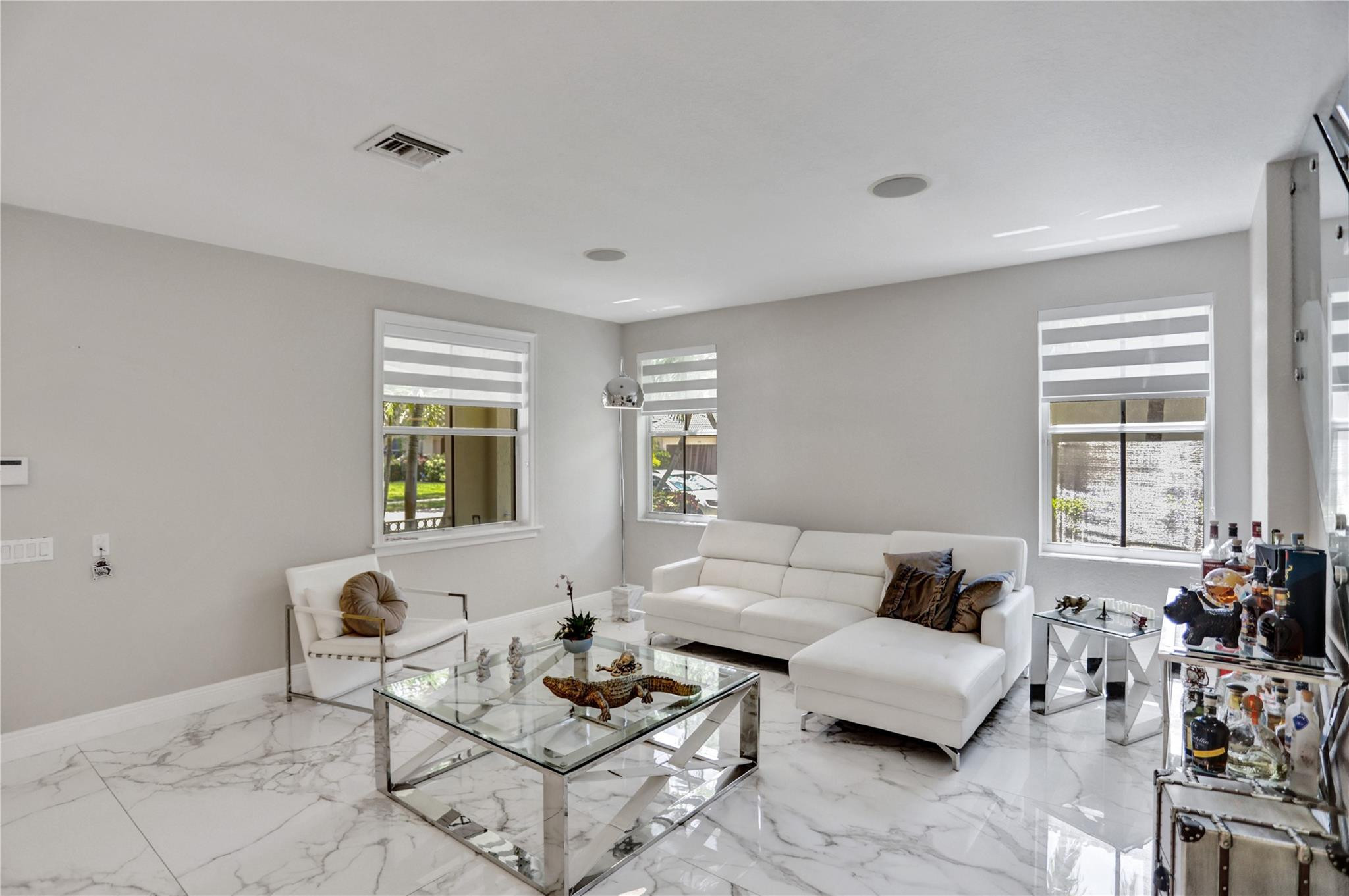 1159 Skylark Dr