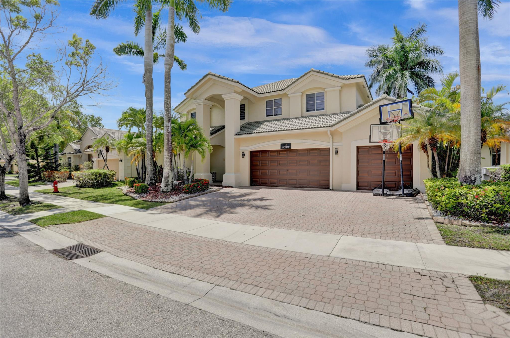 1159 Skylark Dr