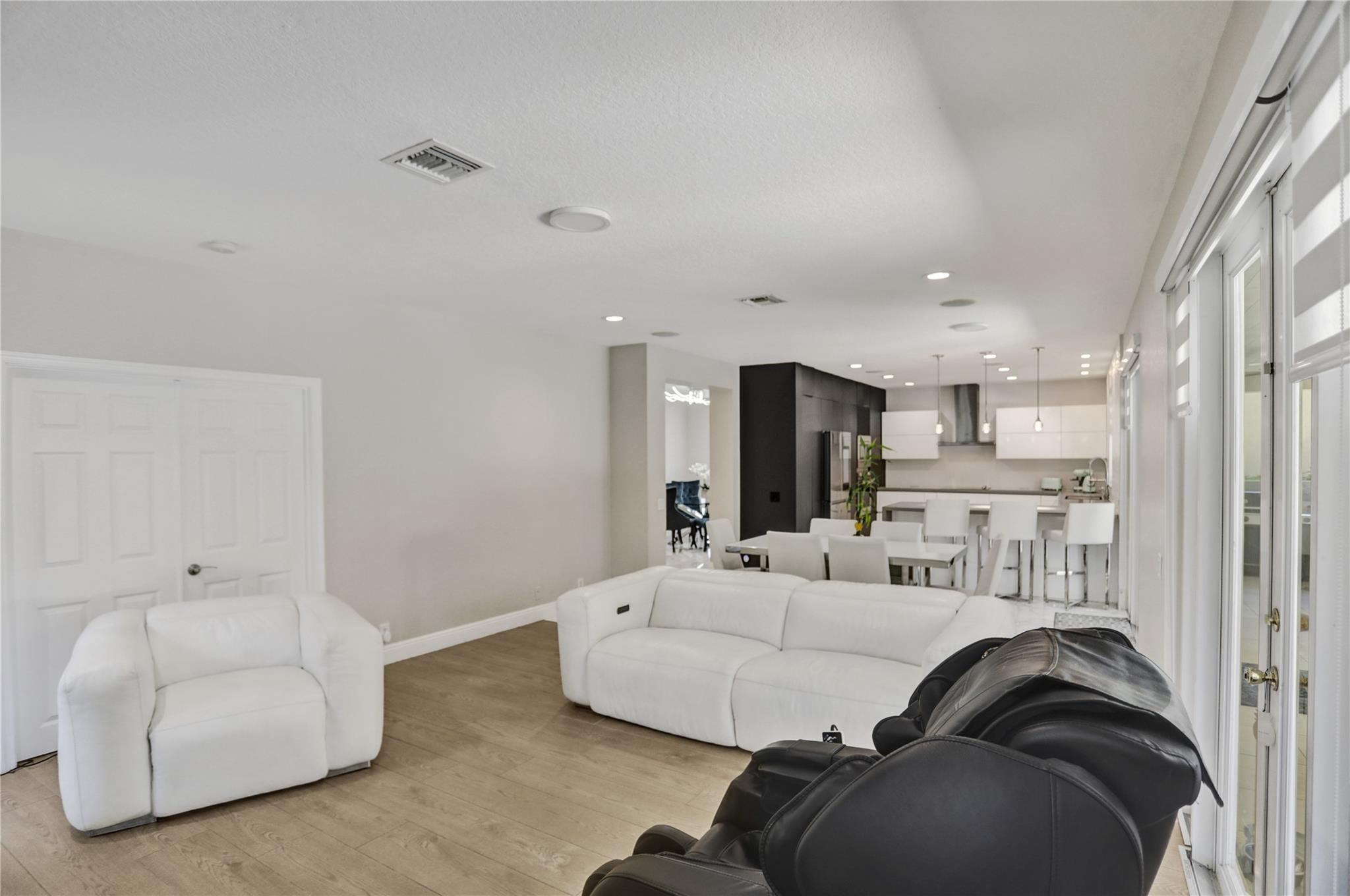1159 Skylark Dr