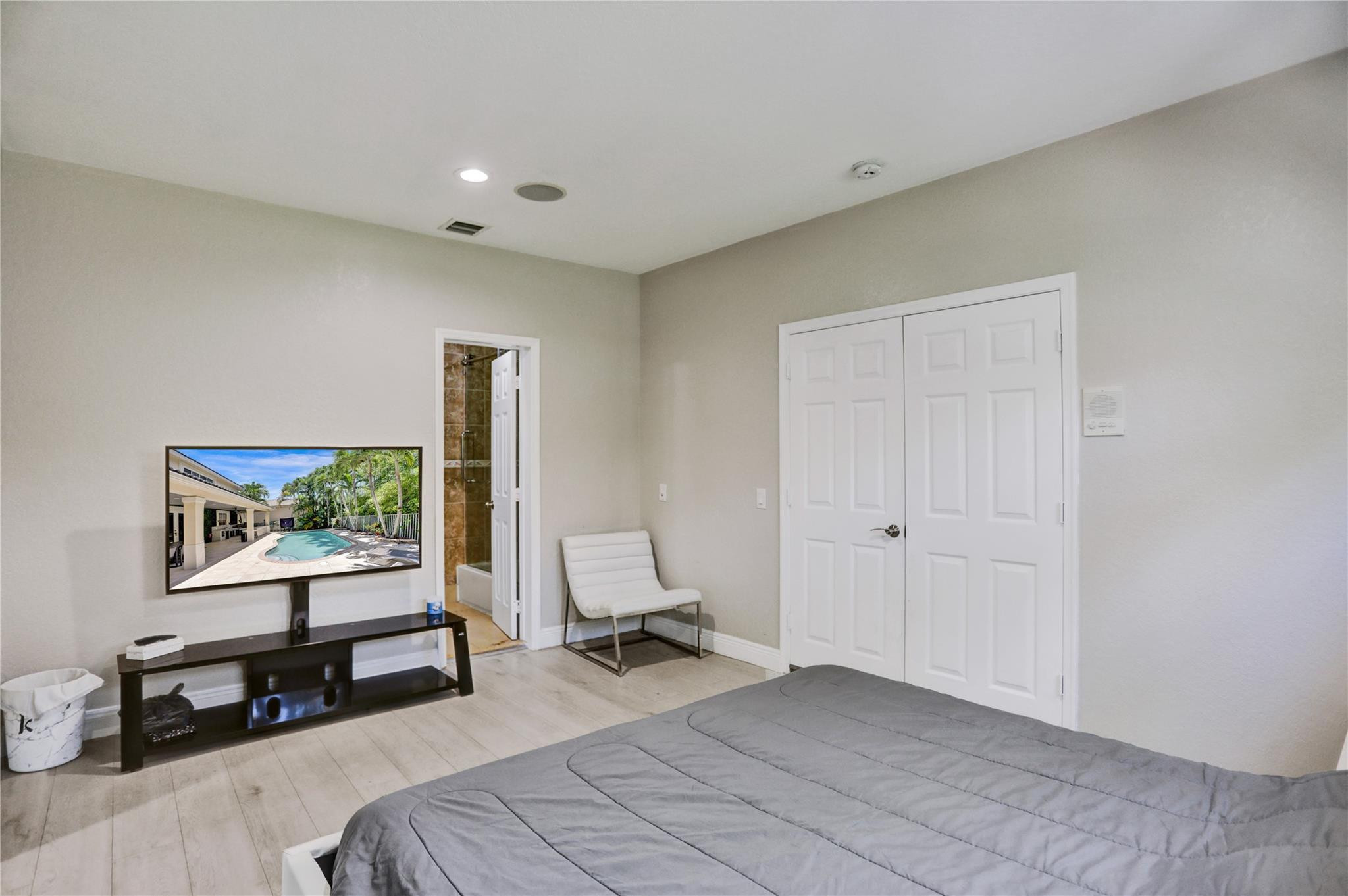 1159 Skylark Dr