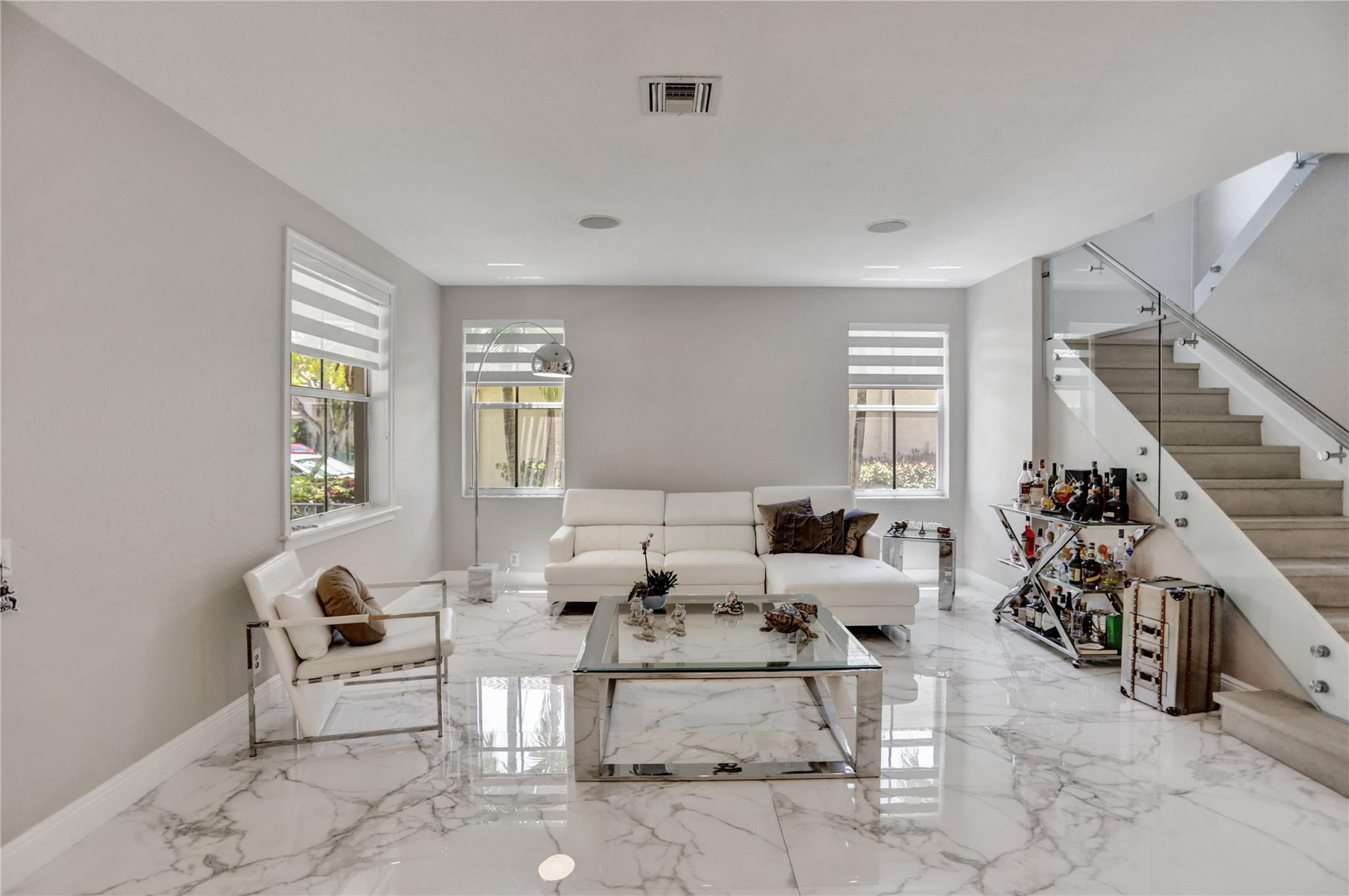 1159 Skylark Dr