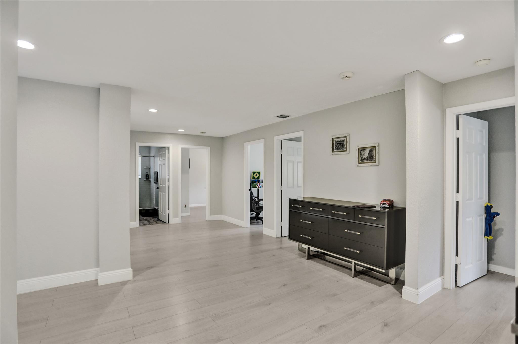 1159 Skylark Dr