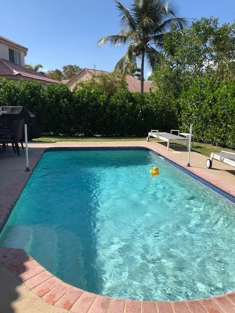 4360 Dogwood Cir