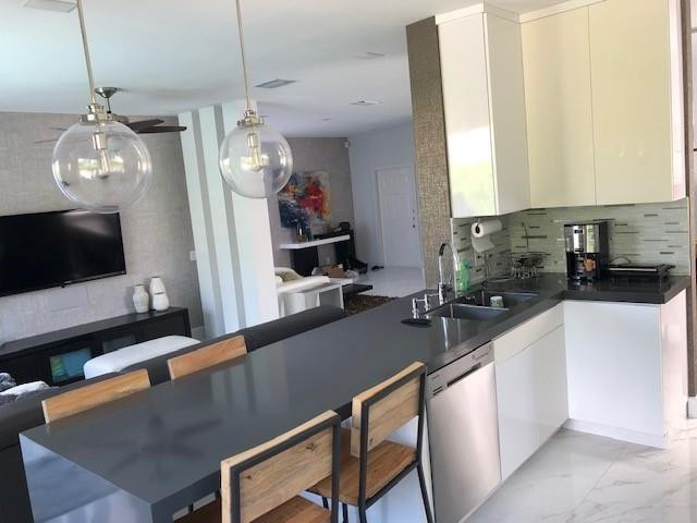 4360 Dogwood Cir