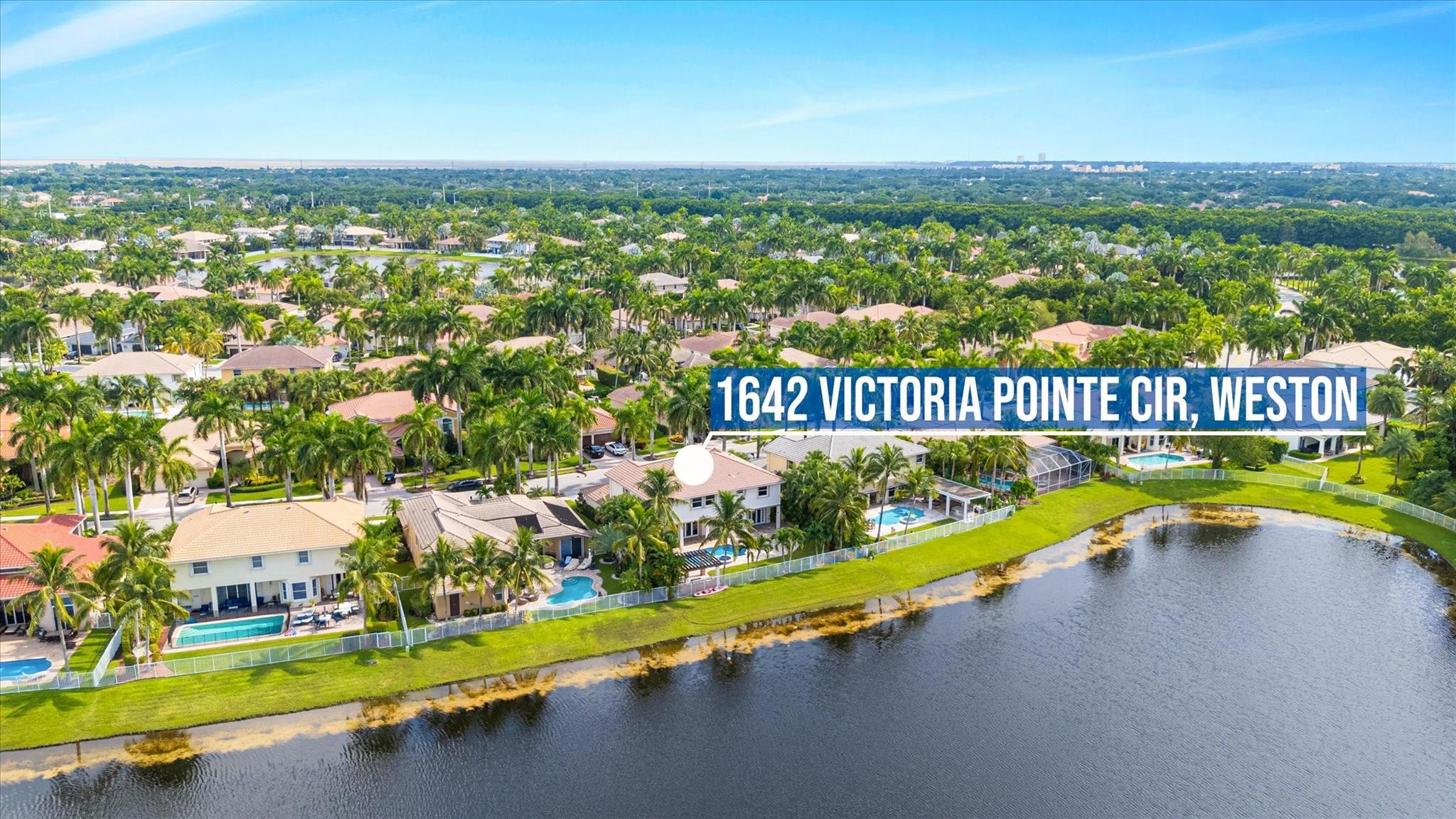 1642 Victoria Pointe Cir