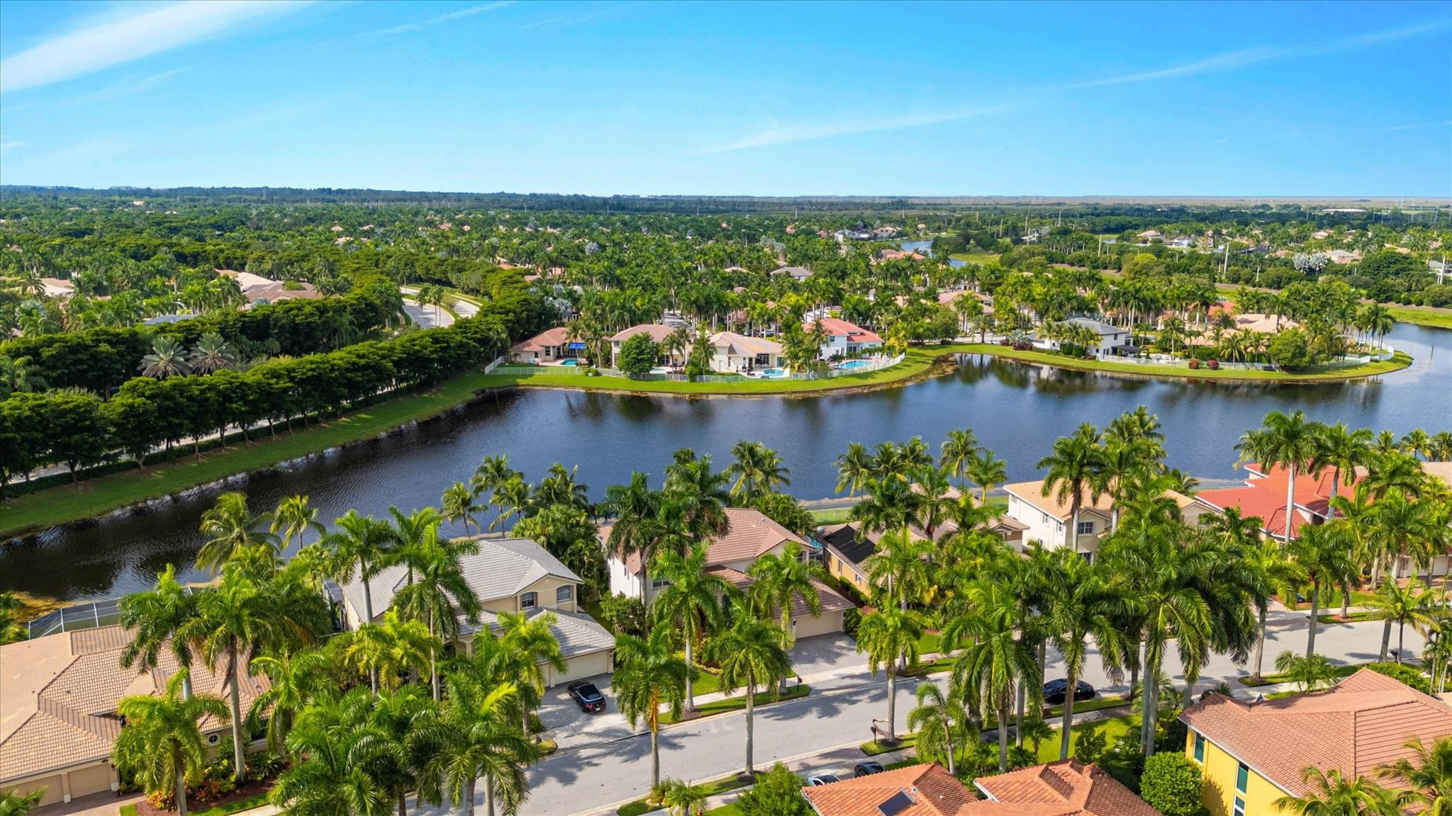 1642 Victoria Pointe Cir