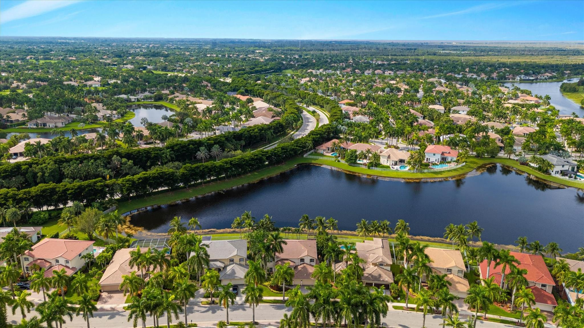 1642 Victoria Pointe Cir