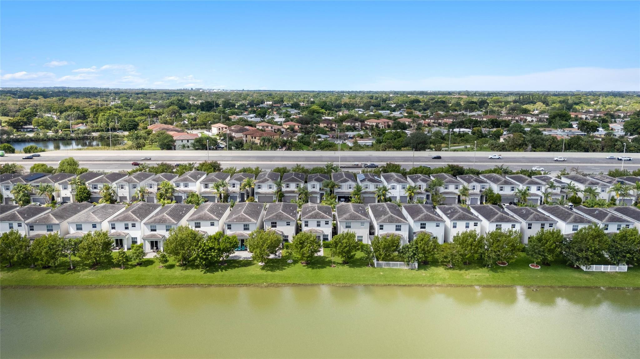 4528 NW 48 Ter Terrace