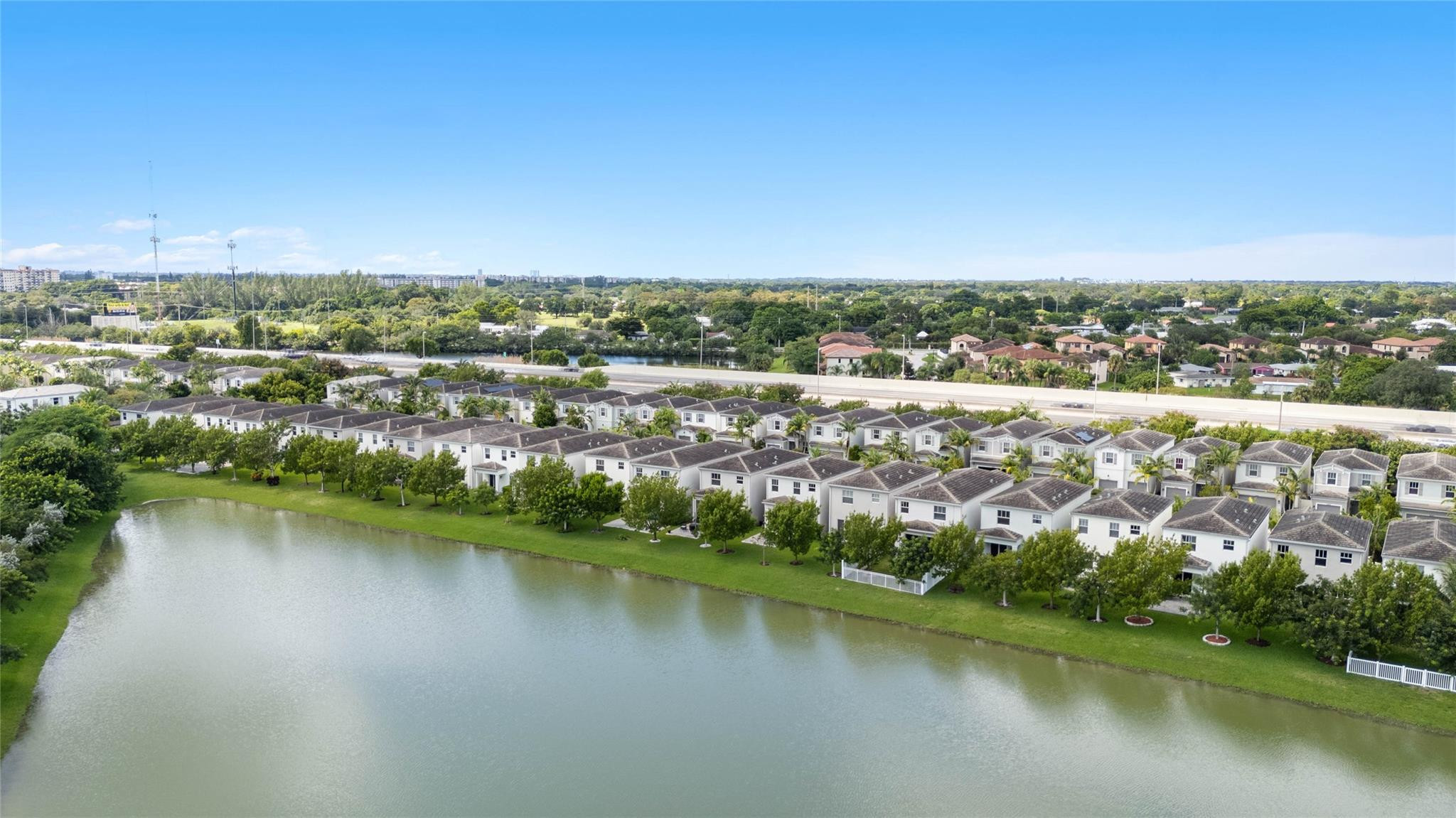 4528 NW 48 Ter Terrace