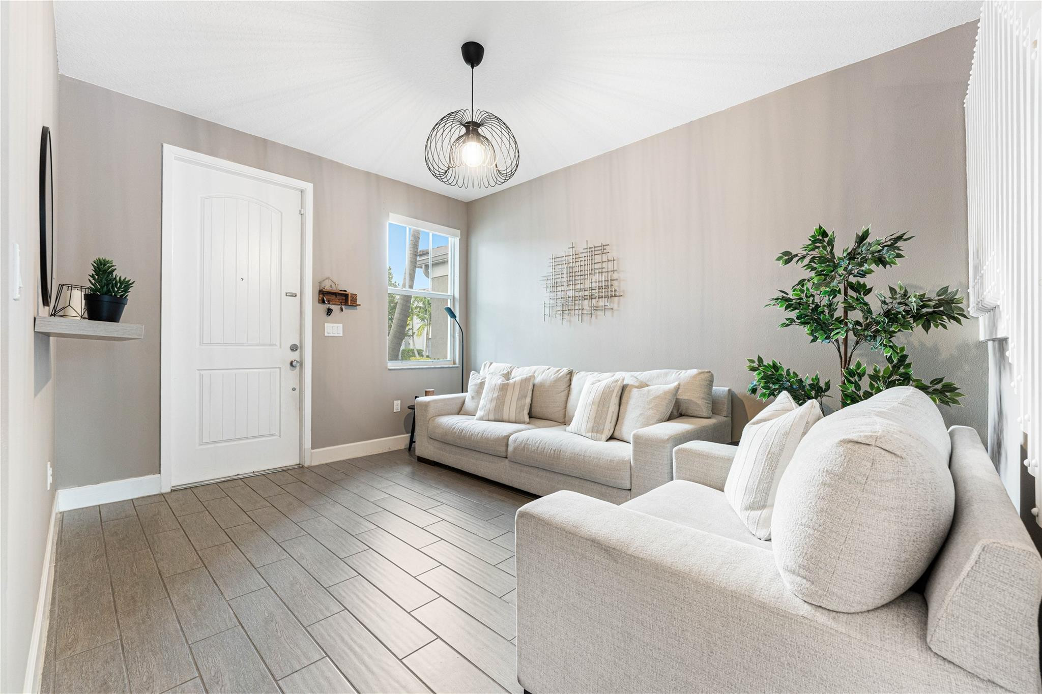 4528 NW 48 Ter Terrace