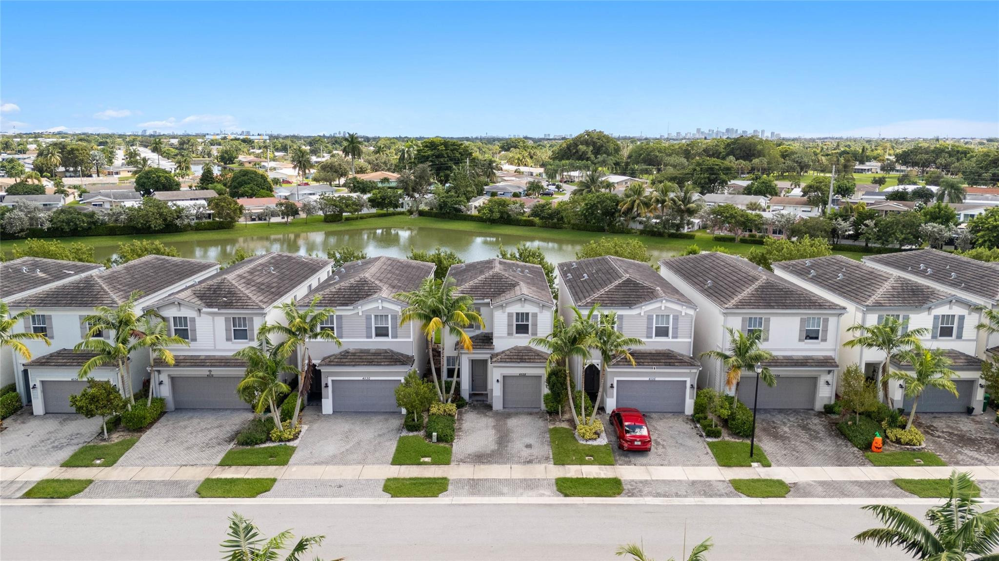 4528 NW 48 Ter Terrace