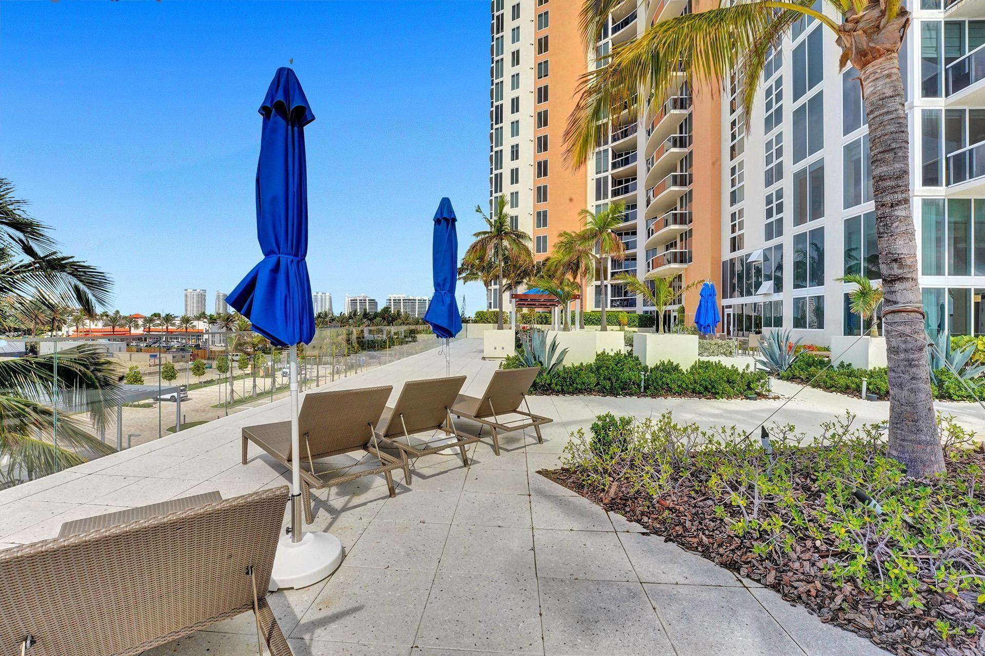 18911 COLLINS AVE 2706