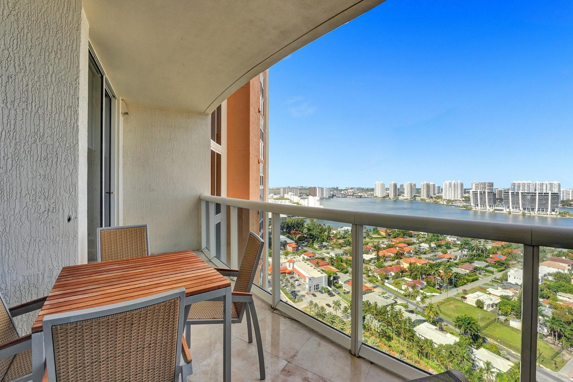 18911 COLLINS AVE 2706