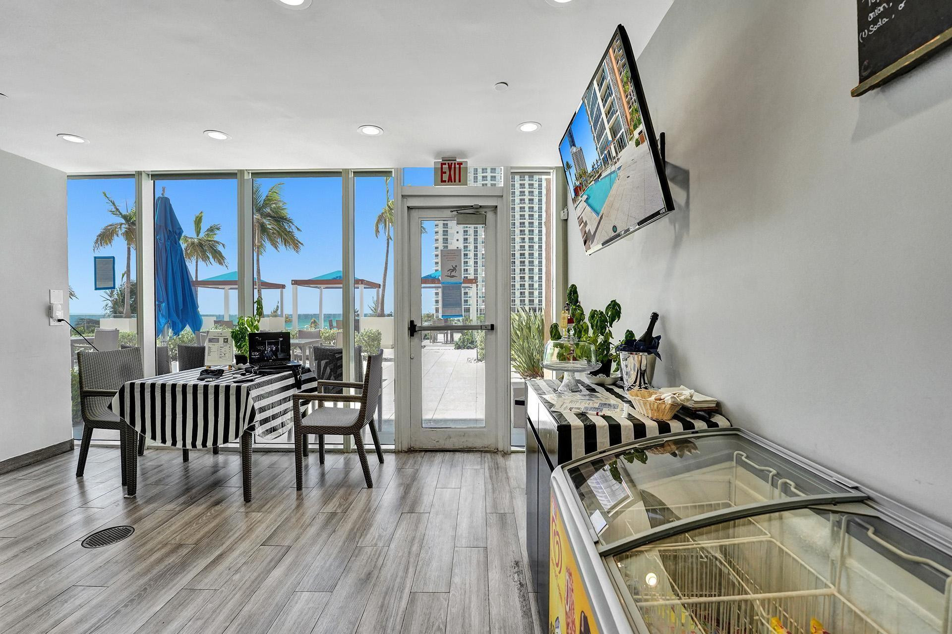 18911 COLLINS AVE 2706