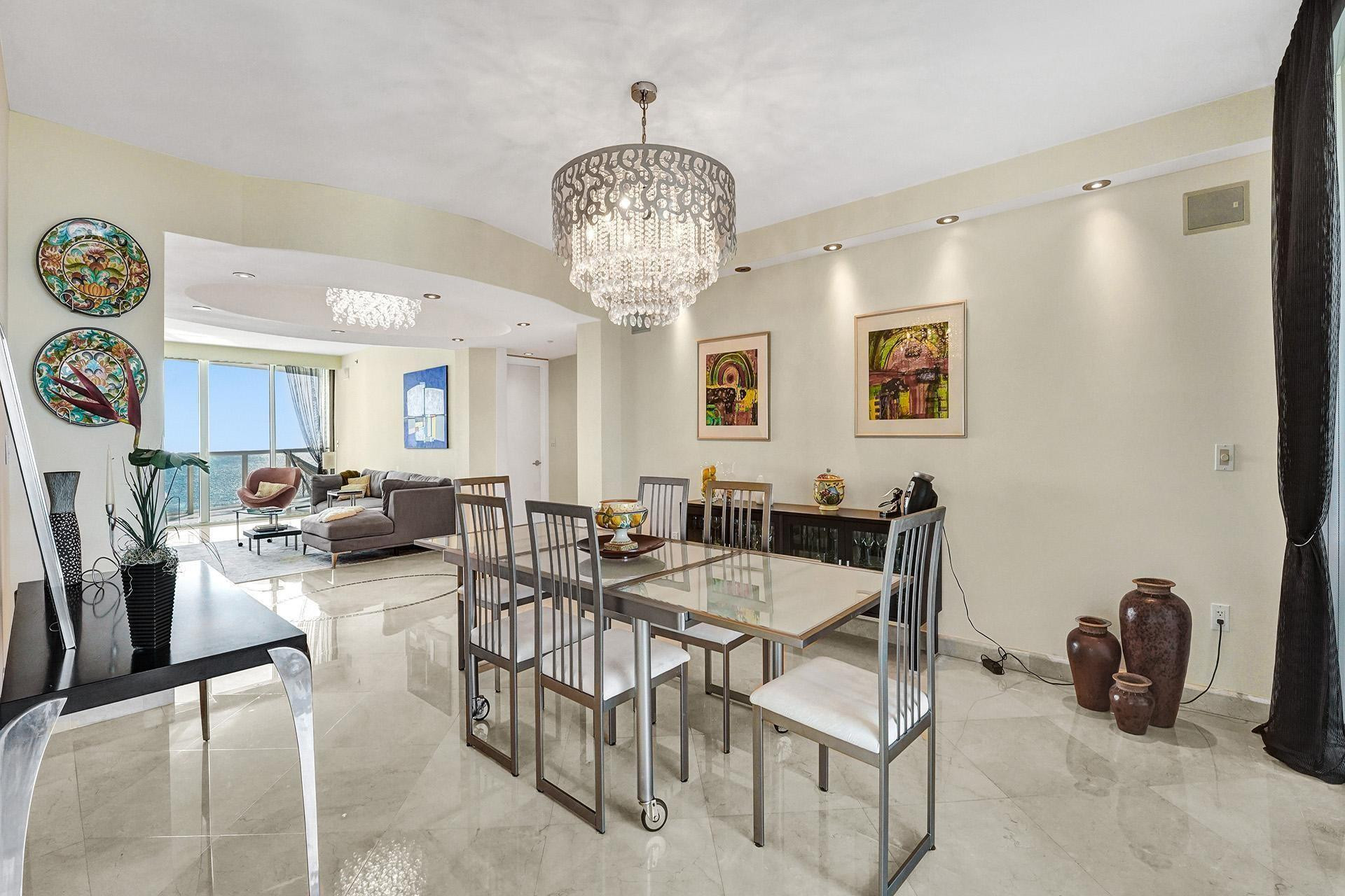 18911 COLLINS AVE 2706