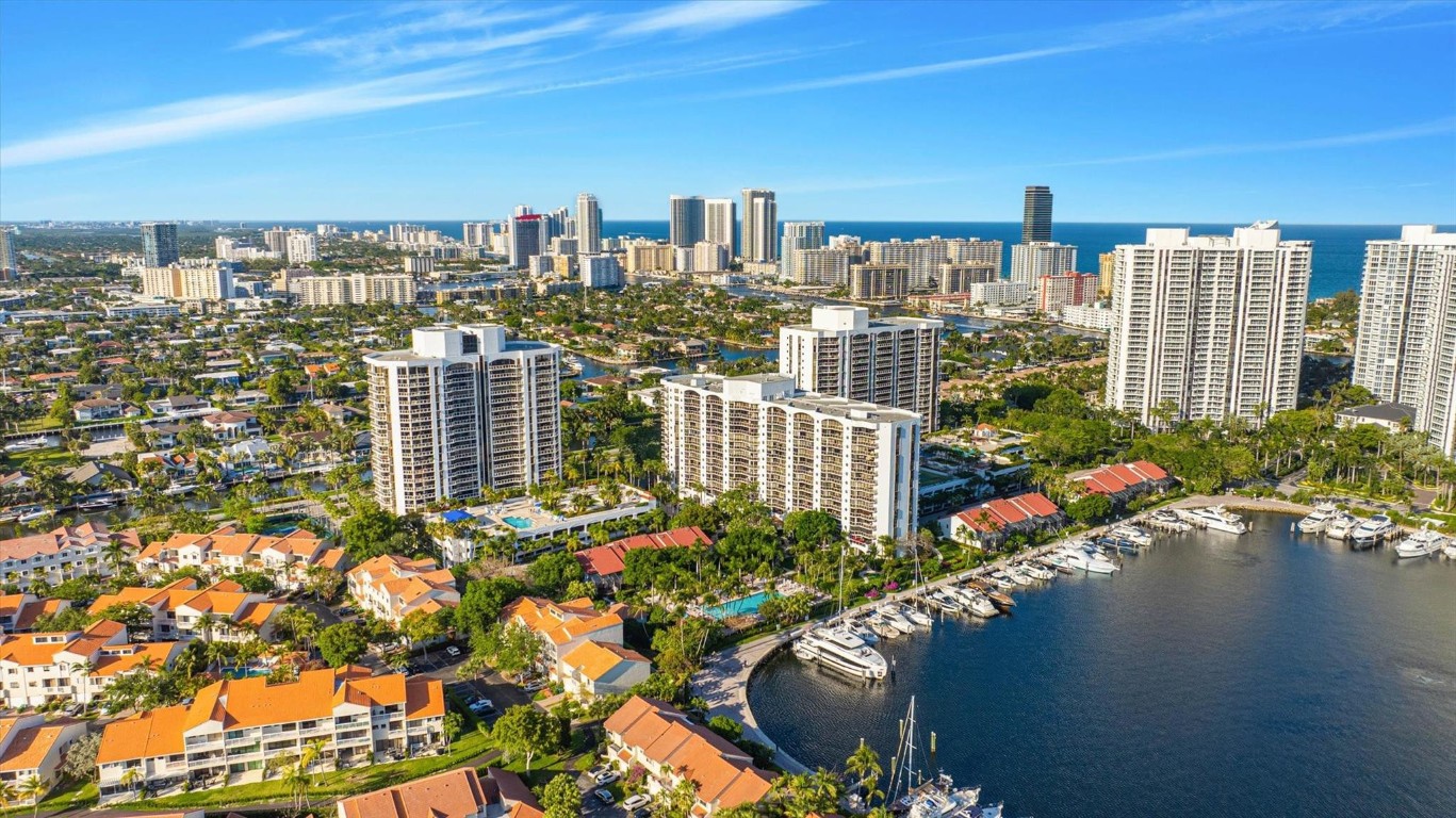 3610 Yacht Club Dr 107