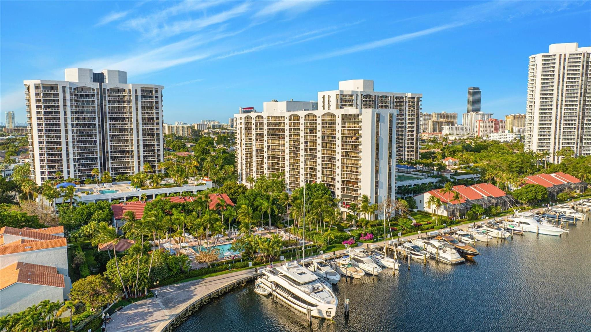 3610 Yacht Club Dr 107