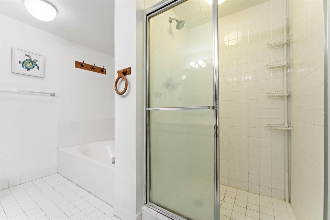 3610 Yacht Club Dr 107