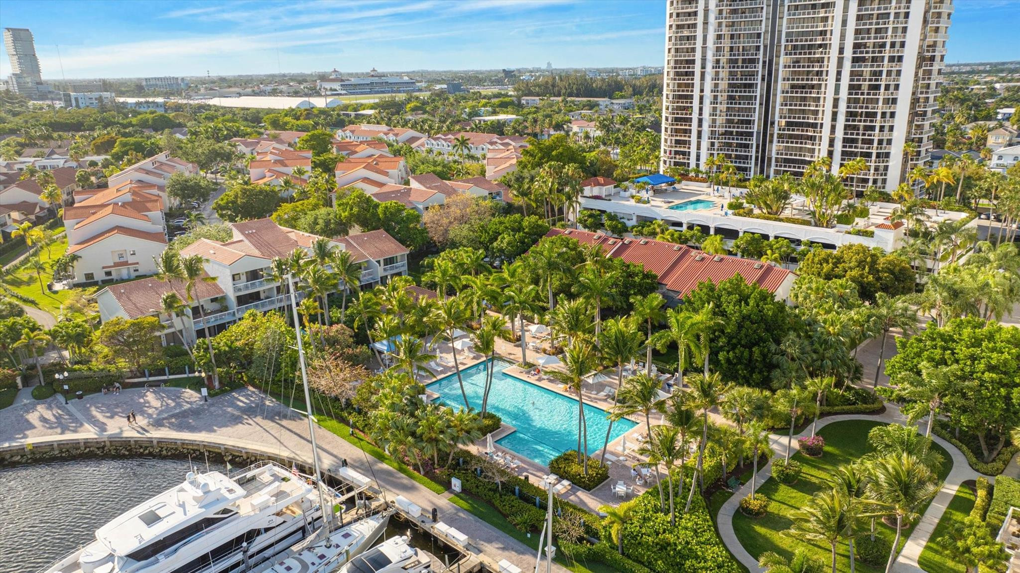 3610 Yacht Club Dr 107