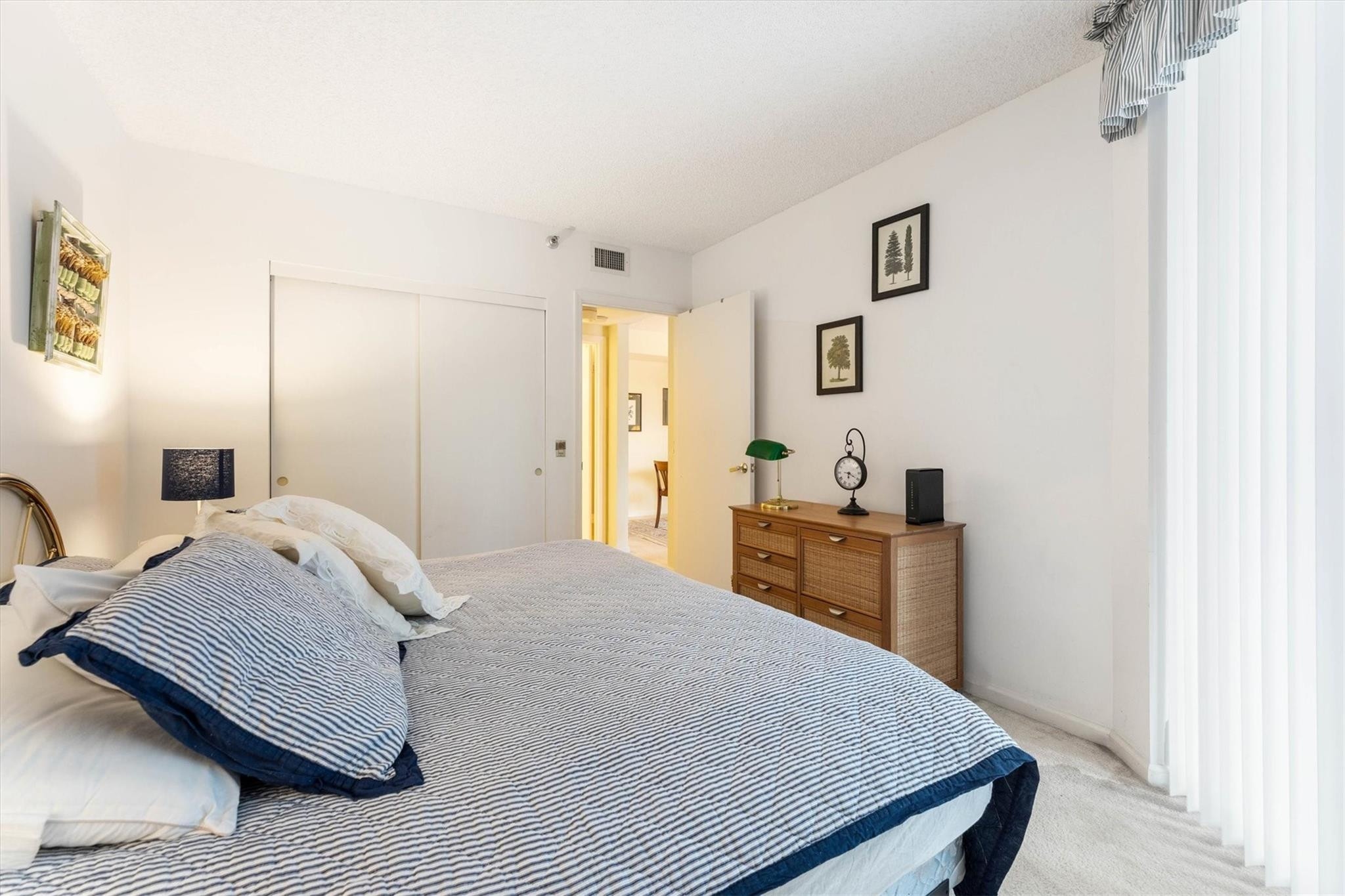 3610 Yacht Club Dr 107