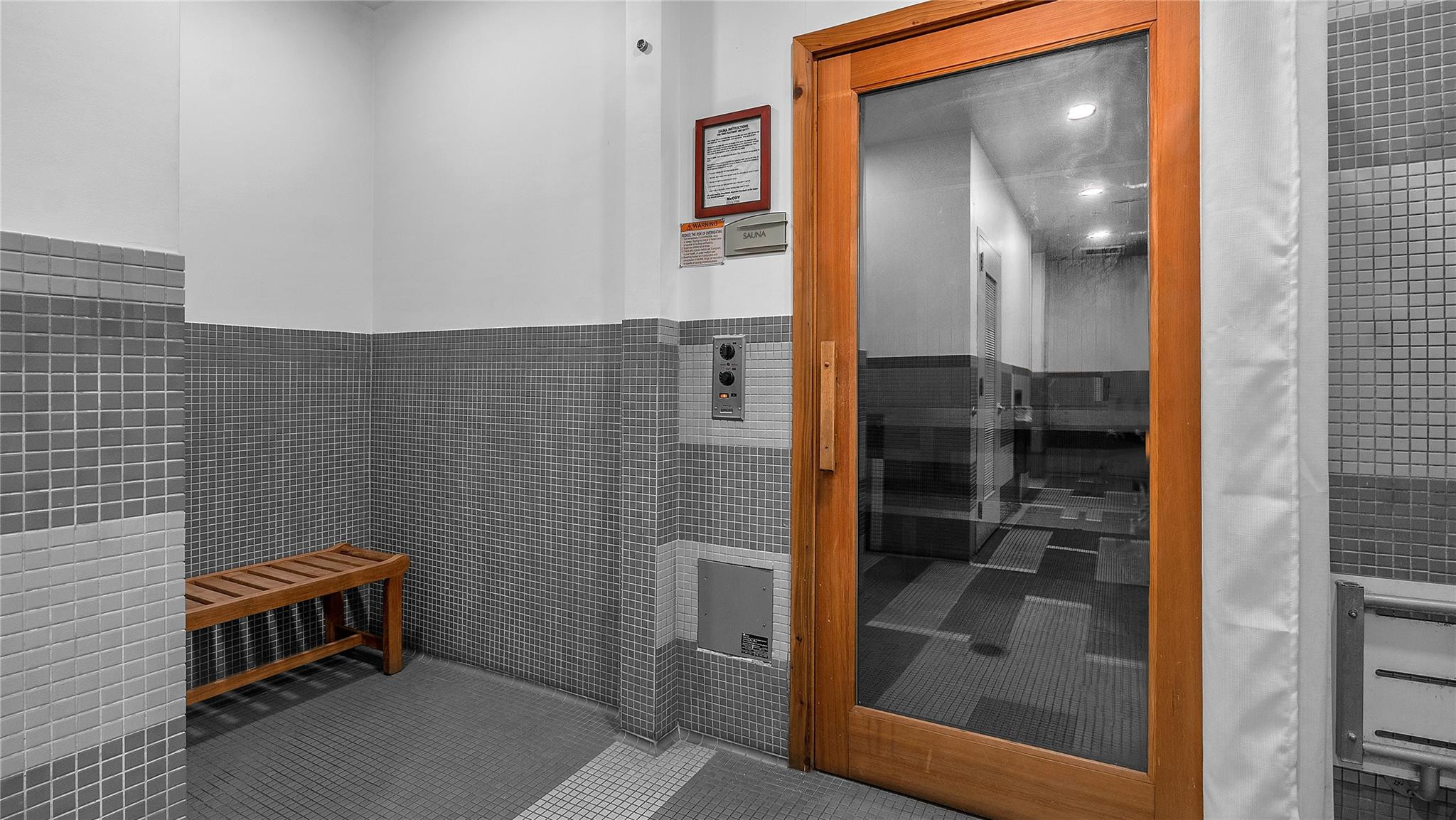 1900 N Bayshore Dr. 2207