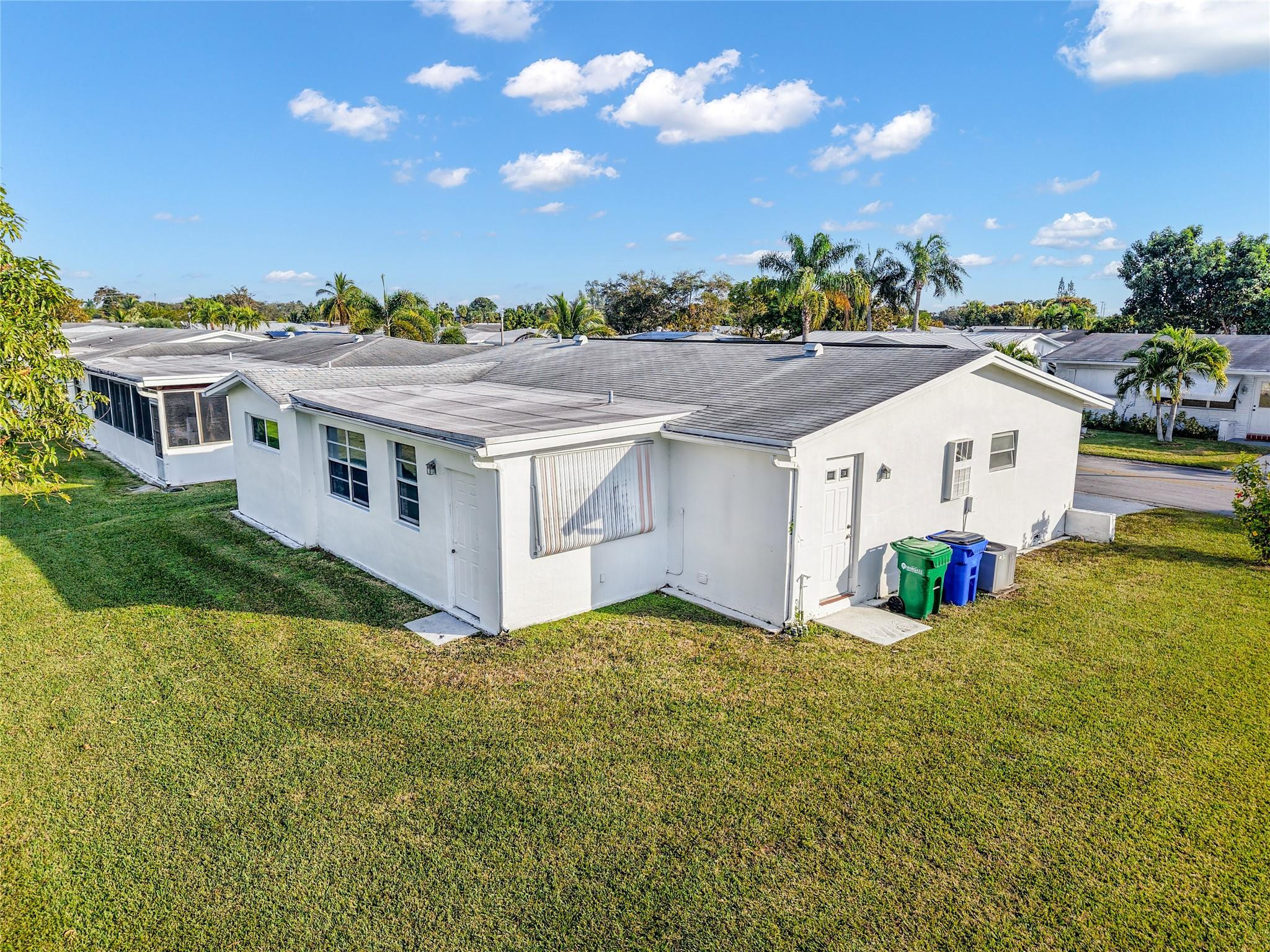 6825 NW 14th St