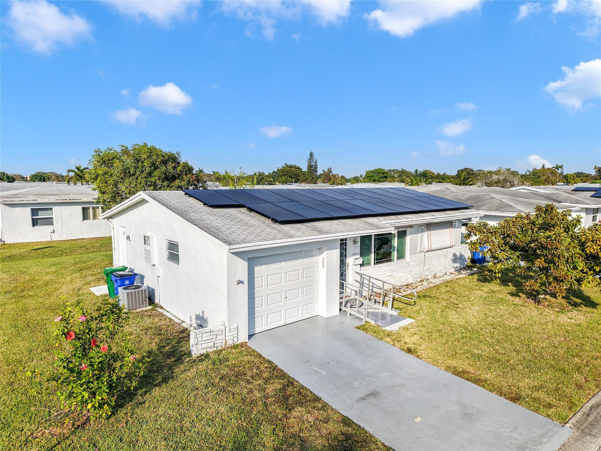6825 NW 14th St
