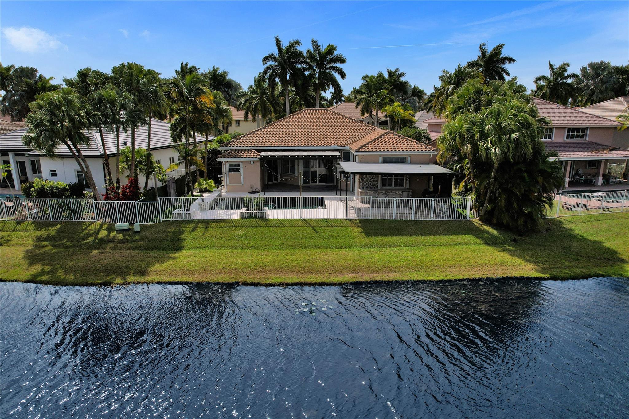 2414 Deer Creek Rd
