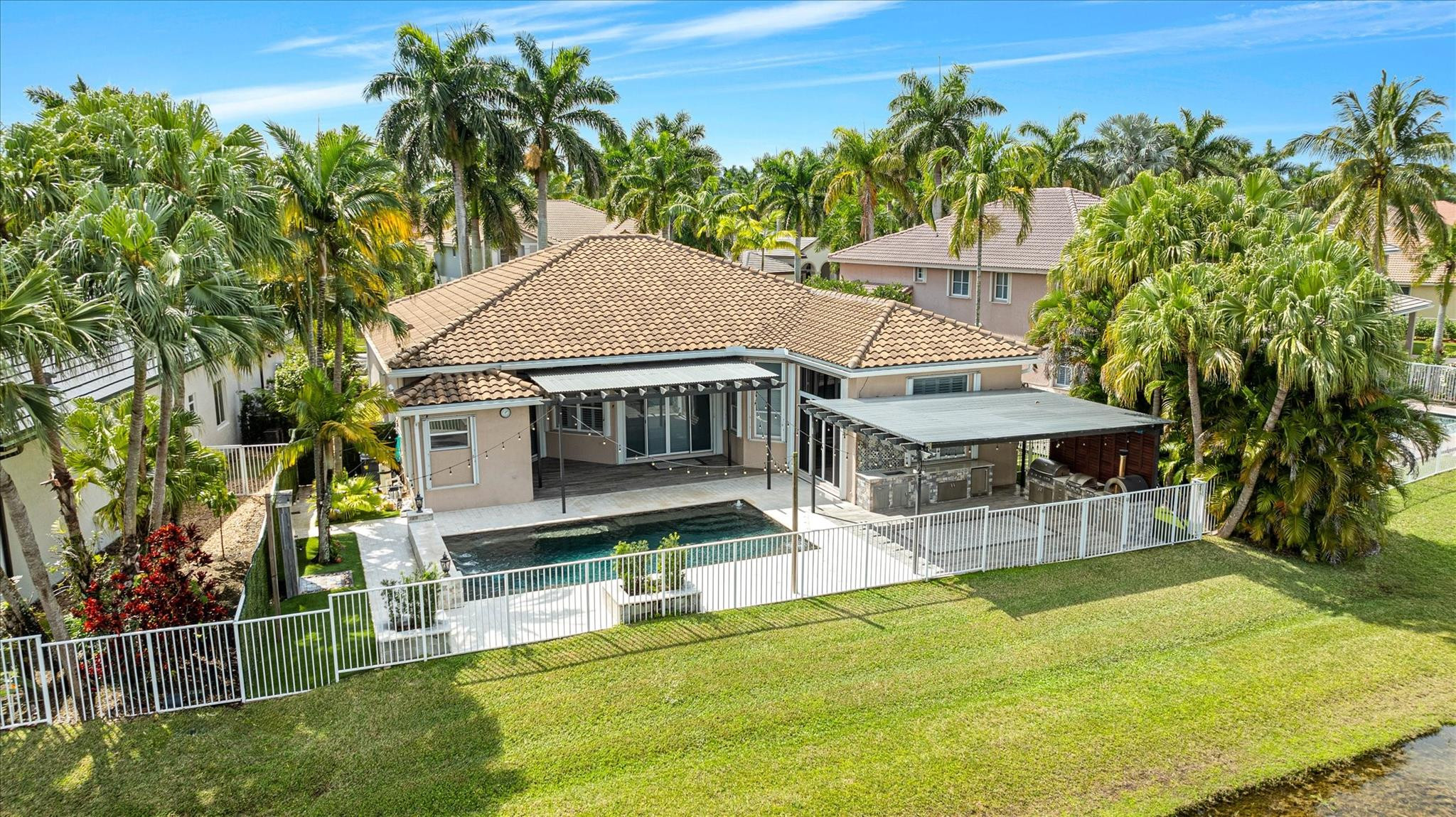 2414 Deer Creek Rd