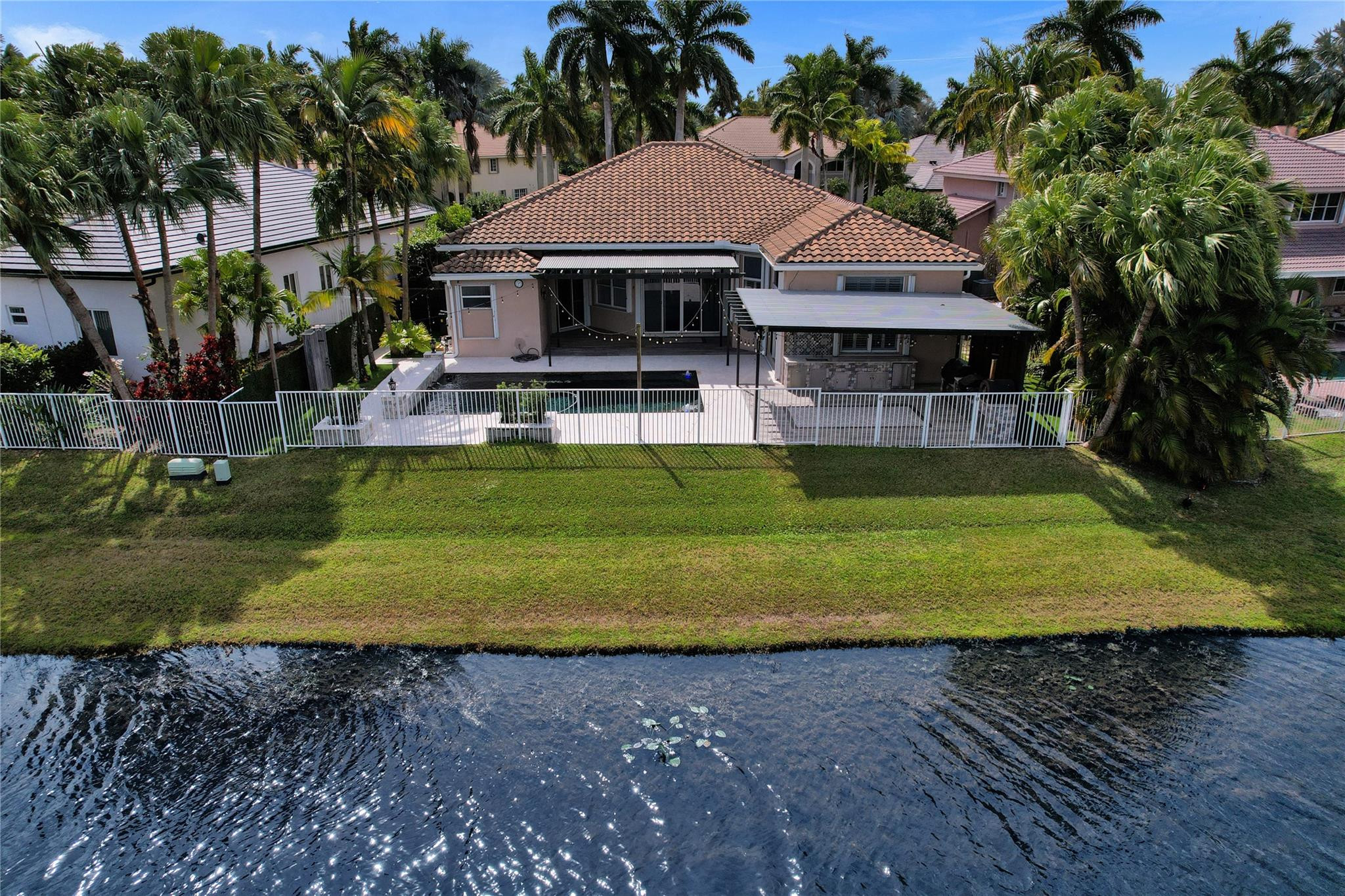 2414 Deer Creek Rd