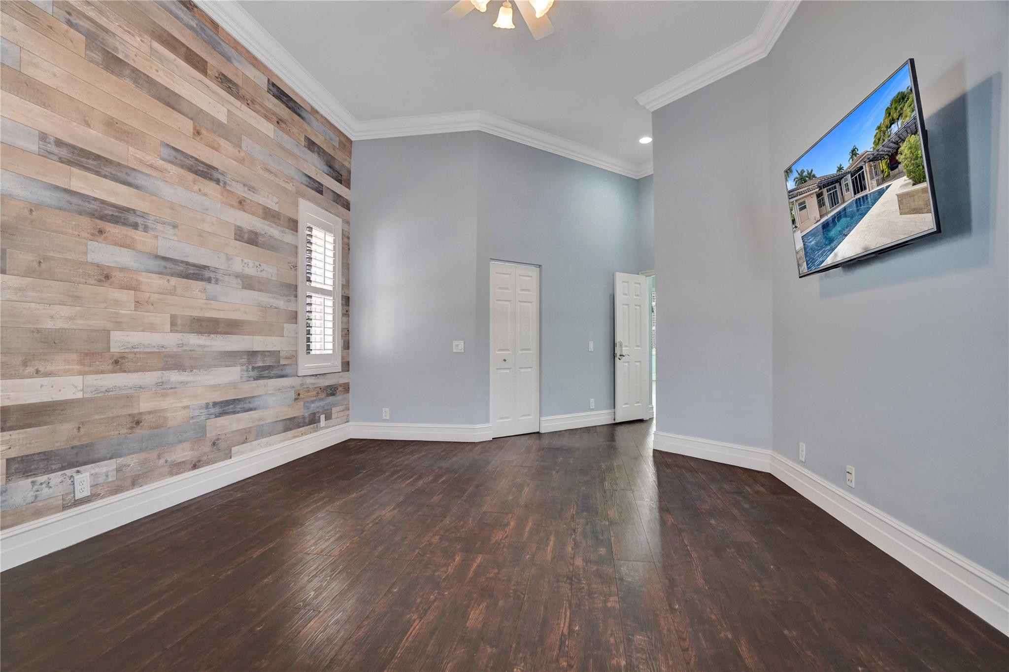 2414 Deer Creek Rd