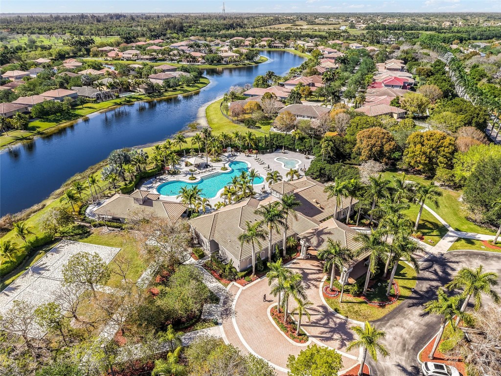 19470 Stonebrook Street