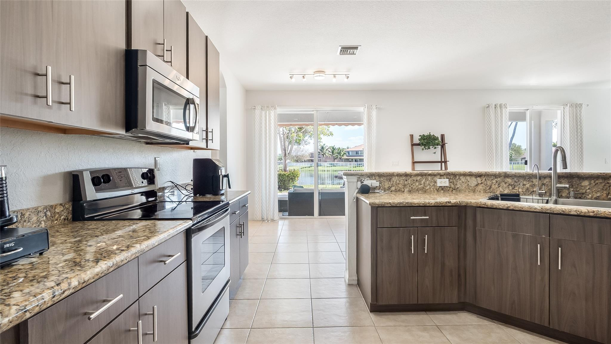 19470 Stonebrook Street