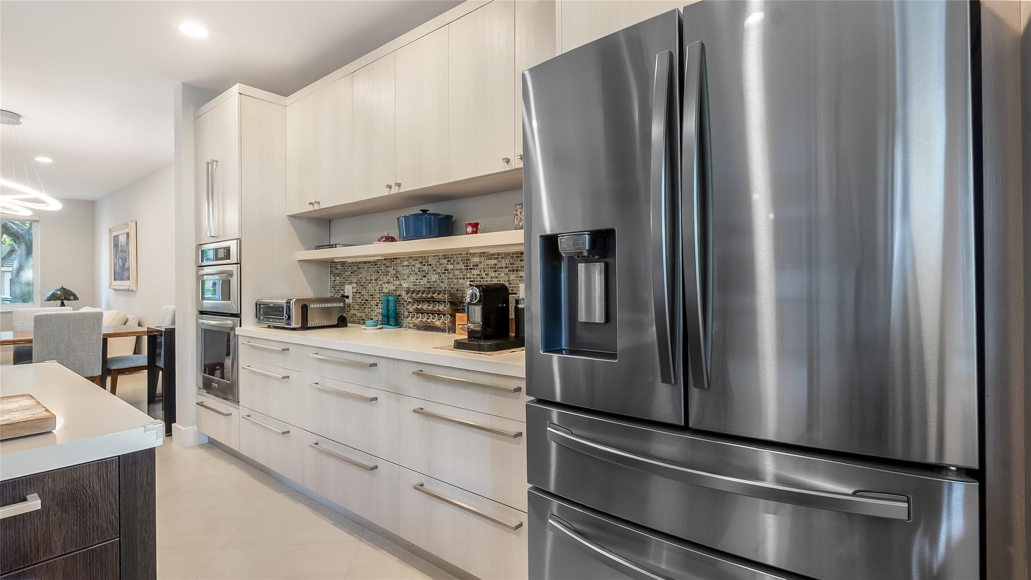 1308 Chenille Cir