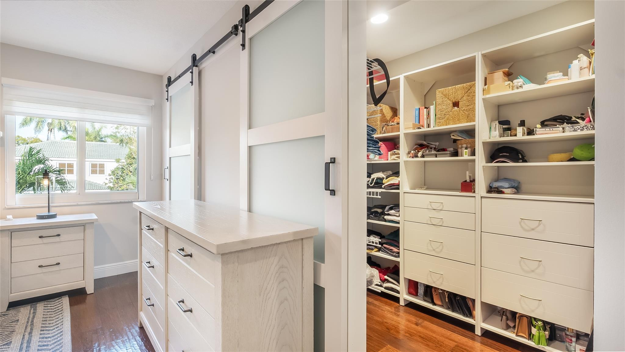1308 Chenille Cir