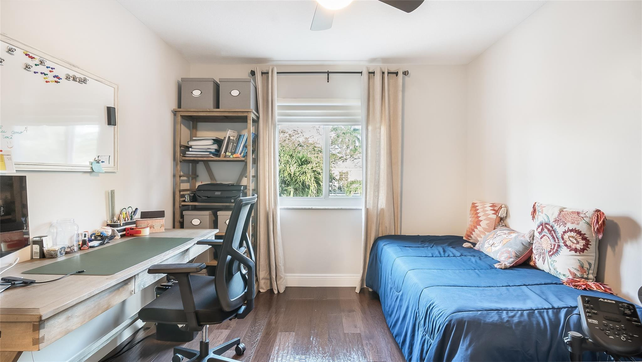 1308 Chenille Cir