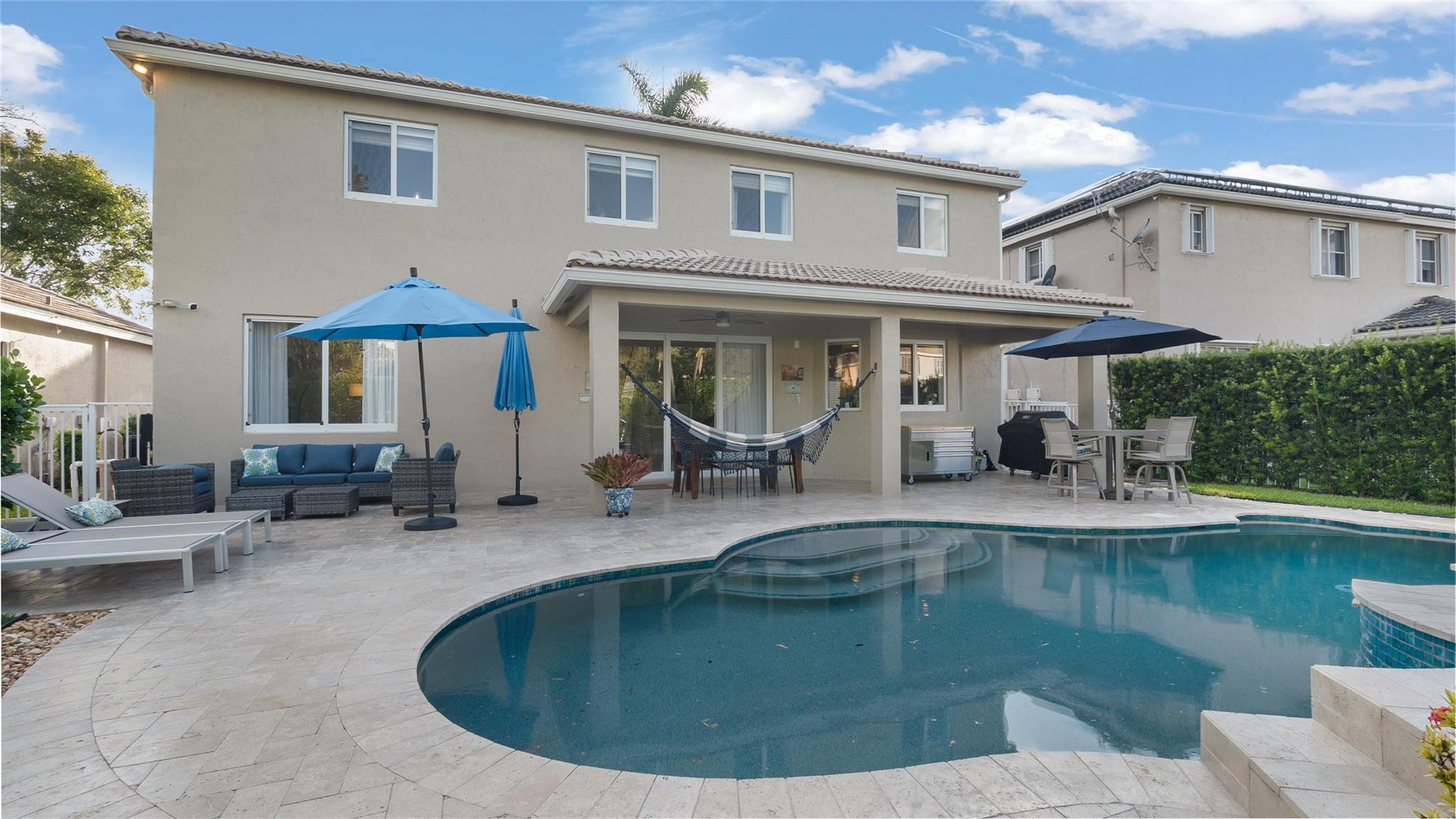 1308 Chenille Cir
