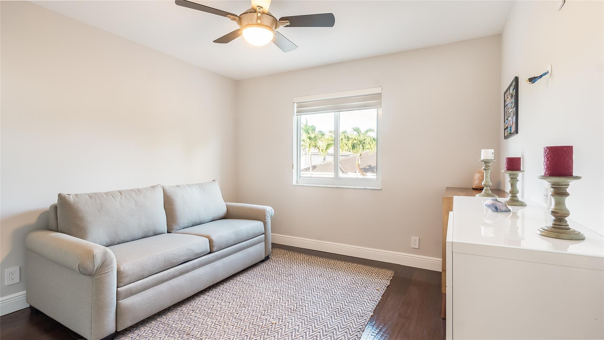 1308 Chenille Cir