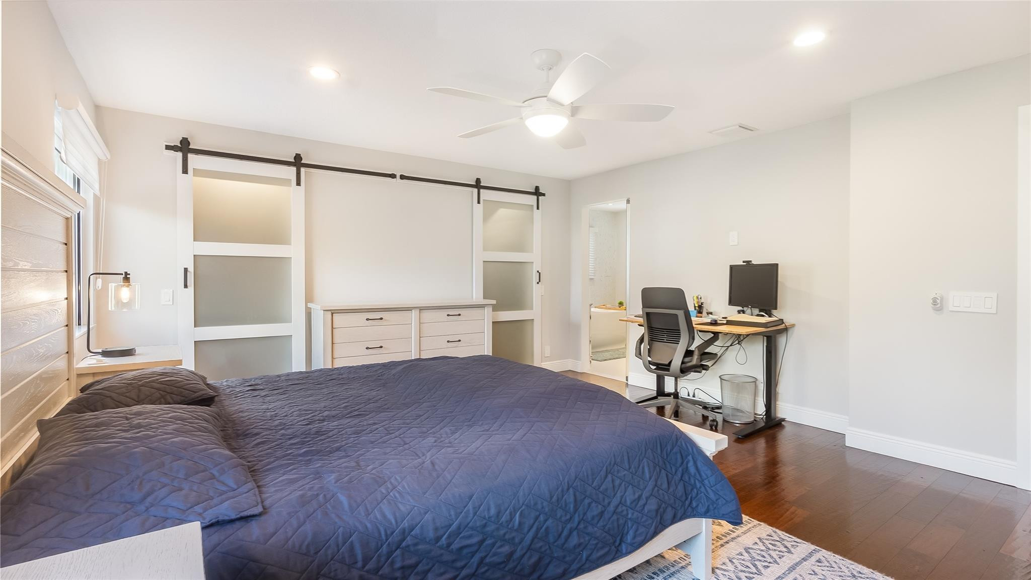 1308 Chenille Cir