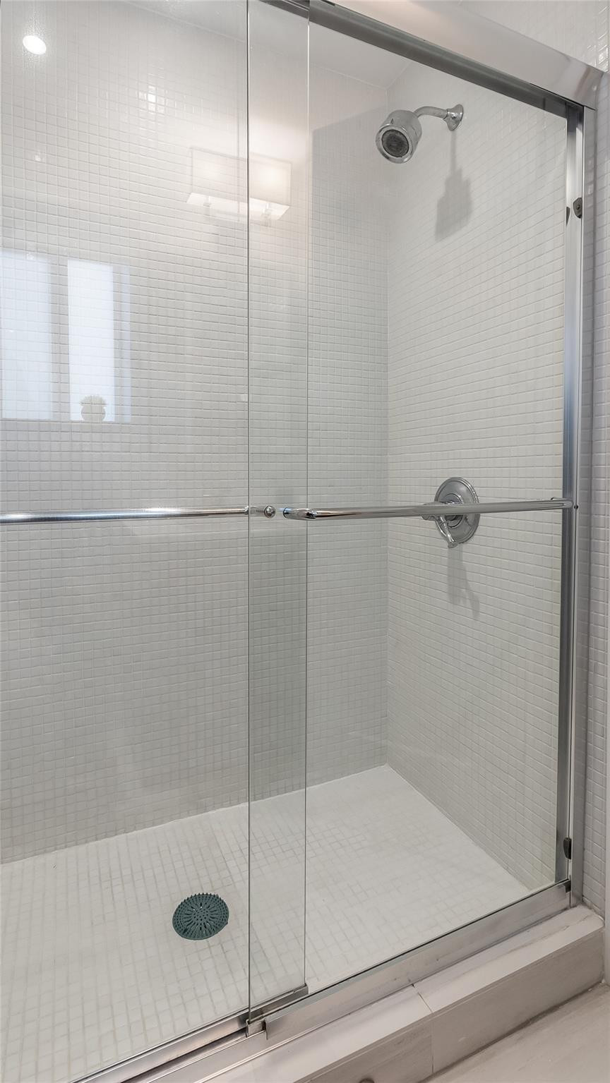 1308 Chenille Cir