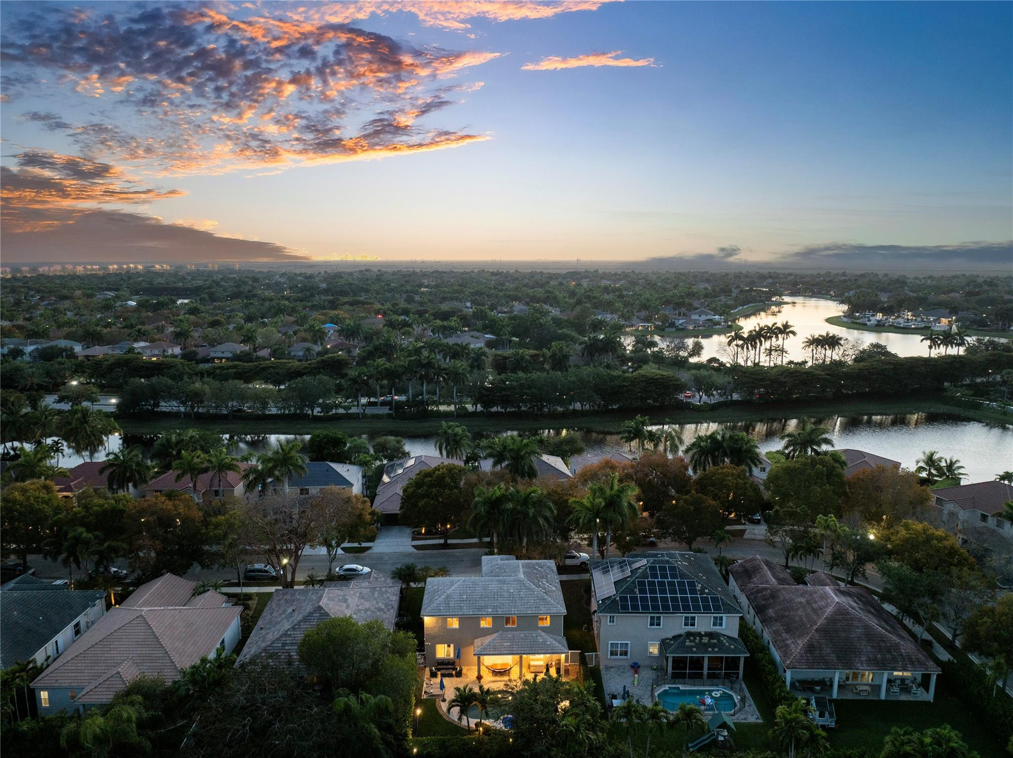 1308 Chenille Cir