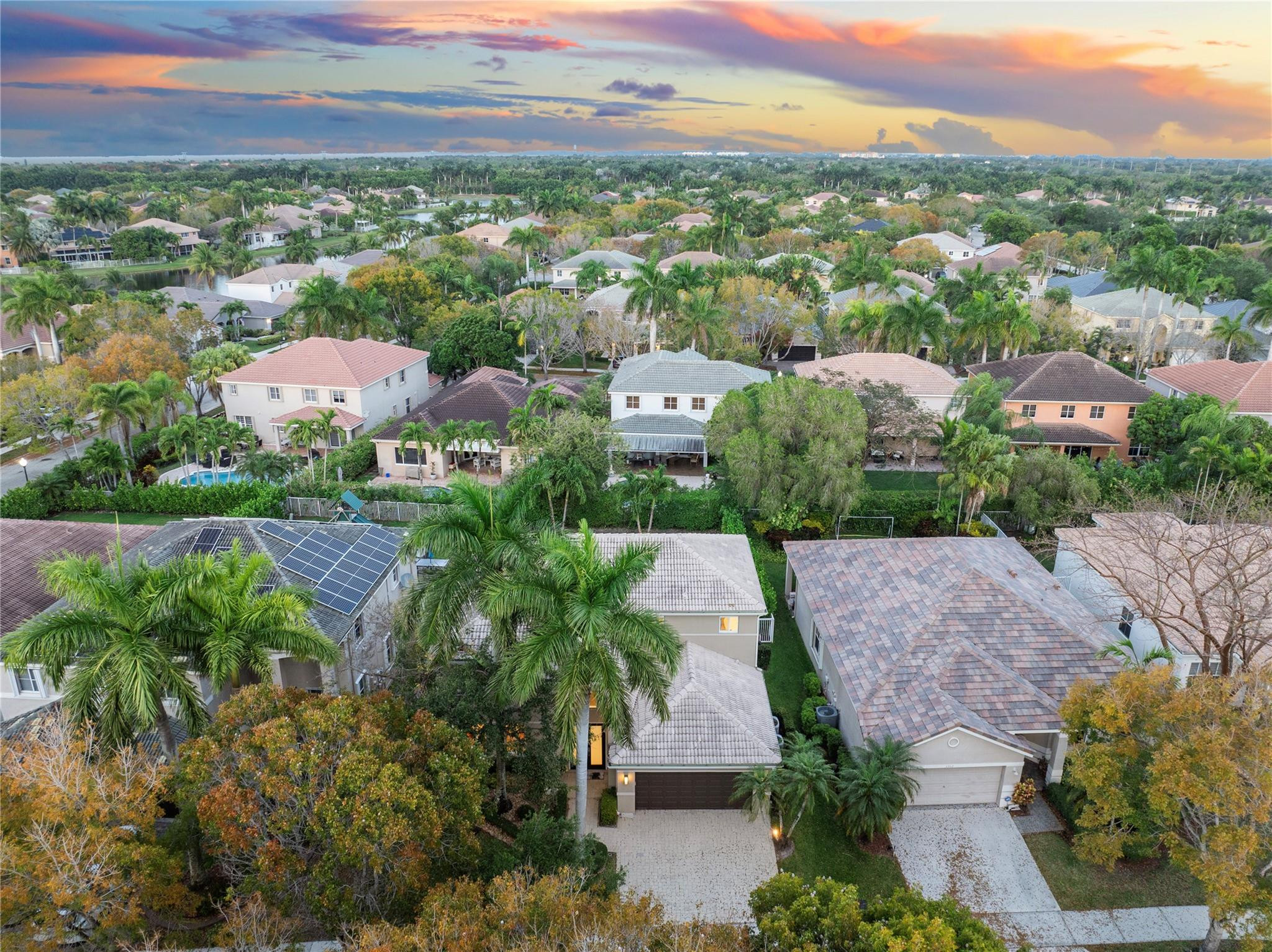 1308 Chenille Cir