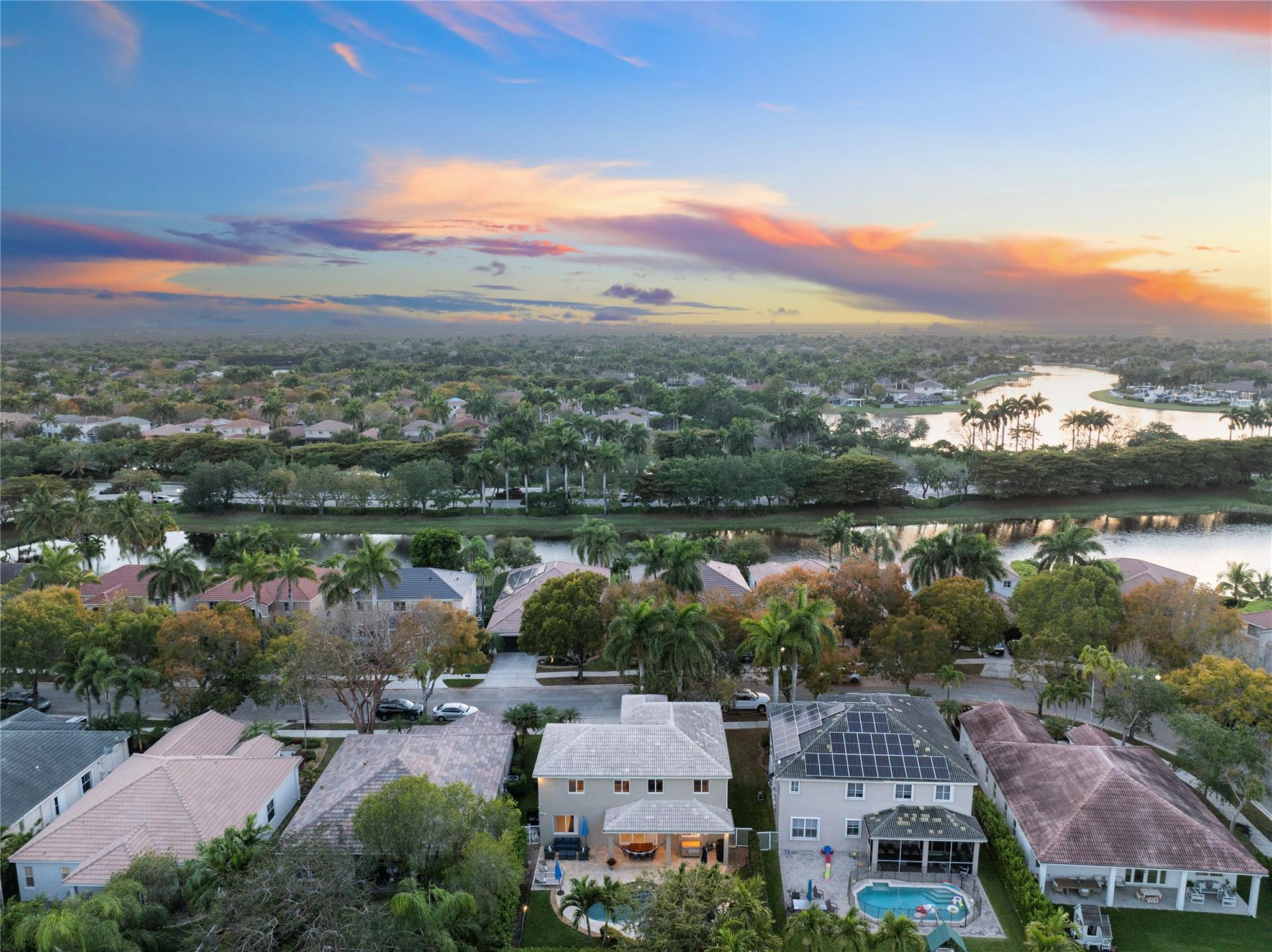 1308 Chenille Cir