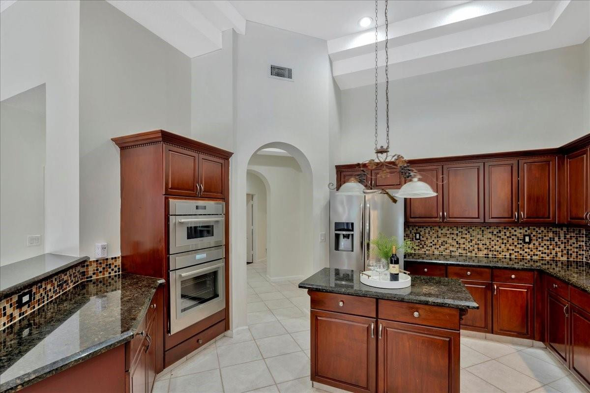 2494 Princeton Ct