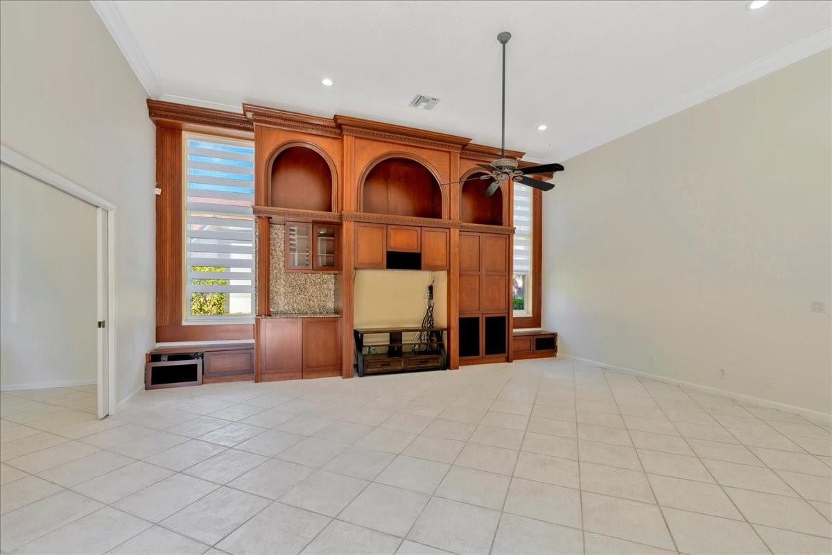 2494 Princeton Ct