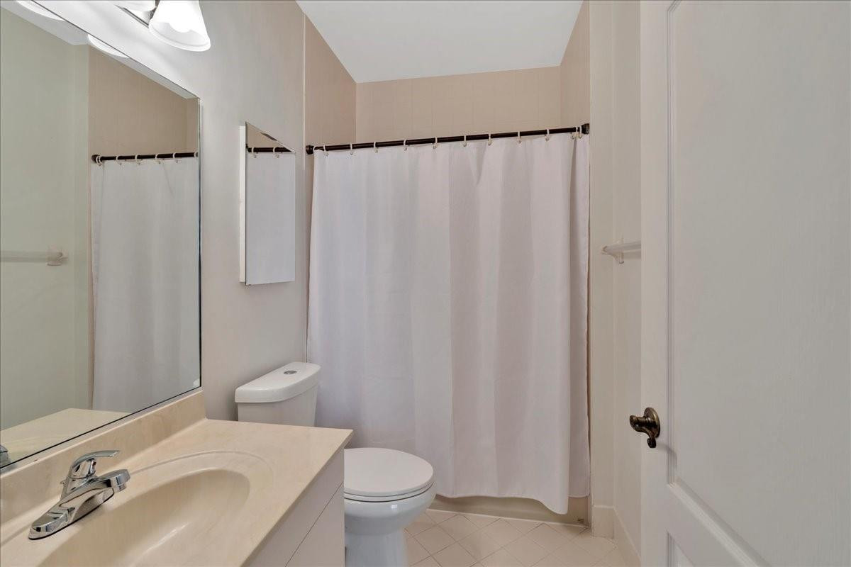 2494 Princeton Ct