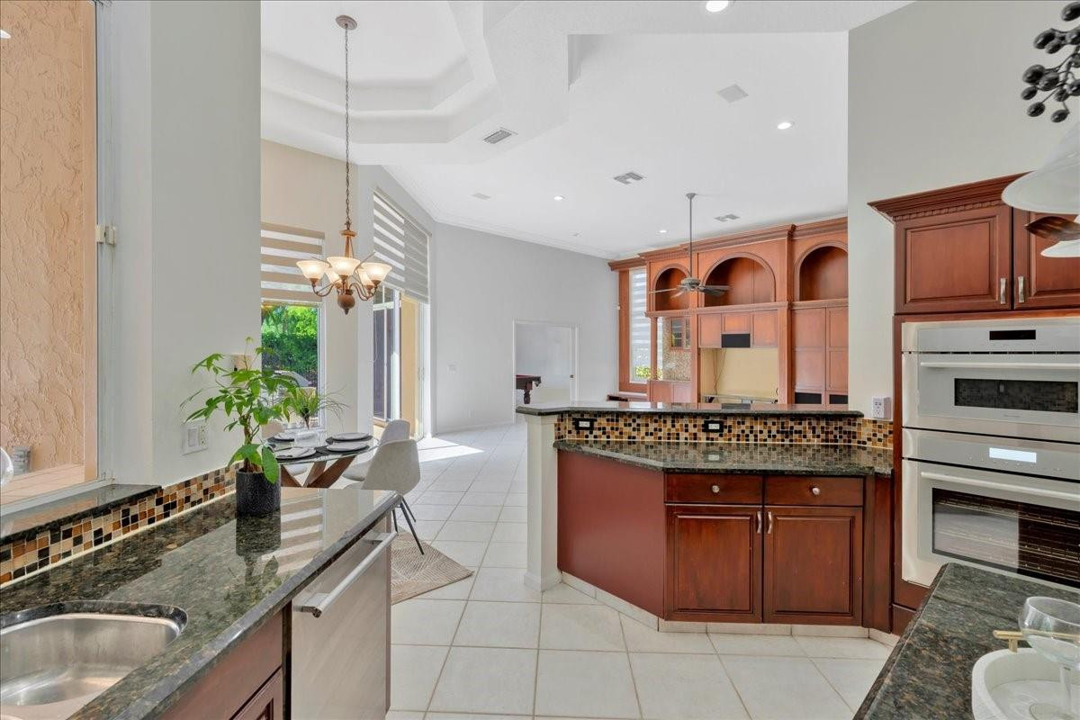 2494 Princeton Ct