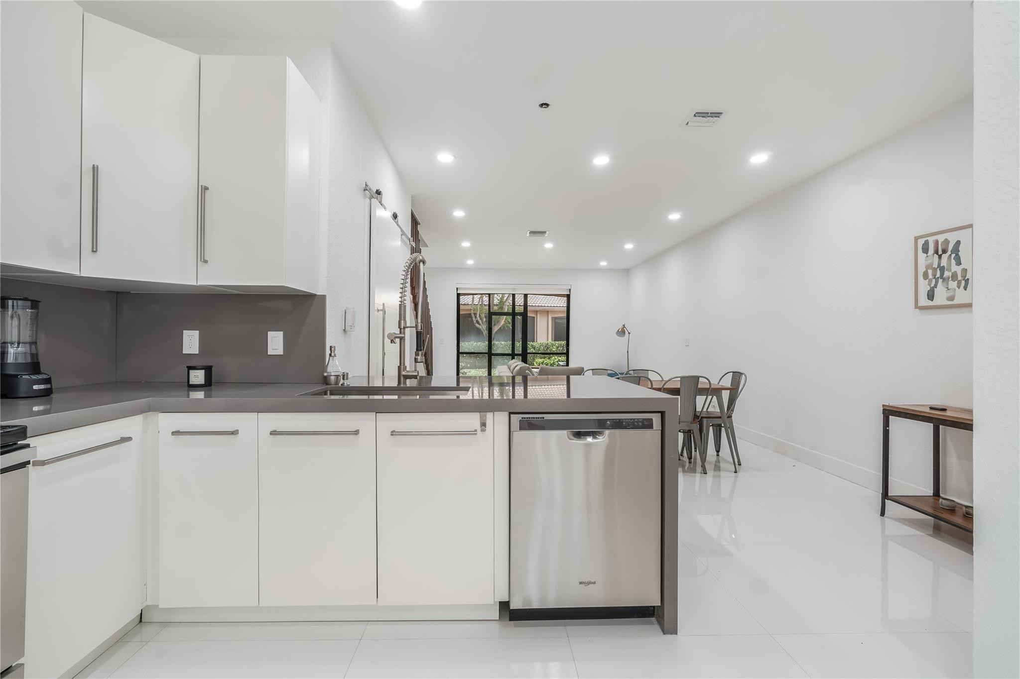 4204 Vineyard Cir