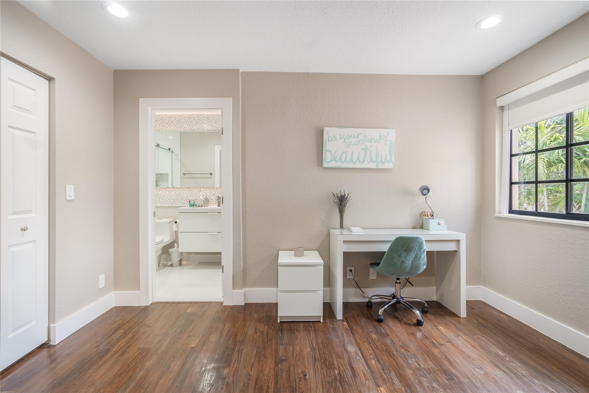 4204 Vineyard Cir