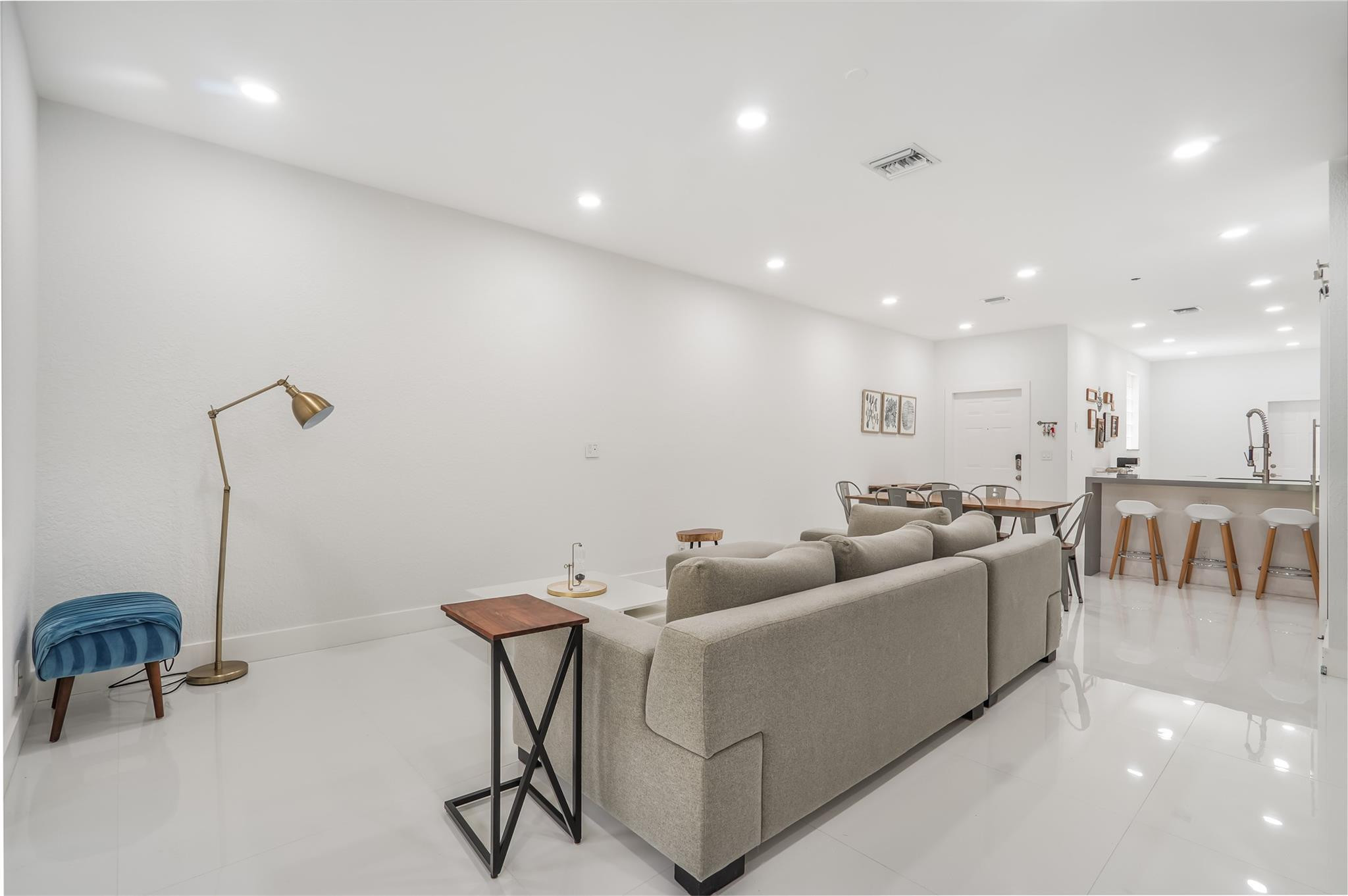 4204 Vineyard Cir